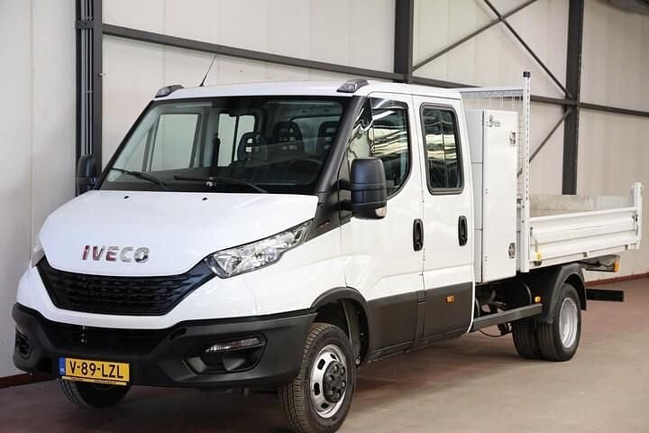 Occasion Iveco Daily 160 PK (117 kW) 2021 Wit Sedan