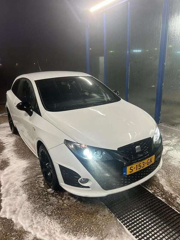 Occasion 2012 Seat Ibiza CUPRA | € 6.600 (Eerlijke prijs) - Afbeelding 1/4