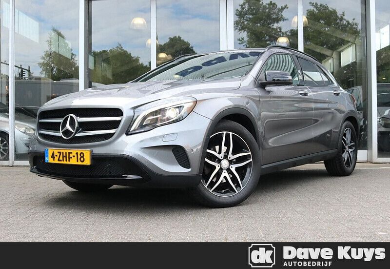 Grijs Gebruikt 2014 Mercedes GLA200 Edition 1 SUV | € 17.950 (Eerlijke prijs) - Afbeelding 1/4