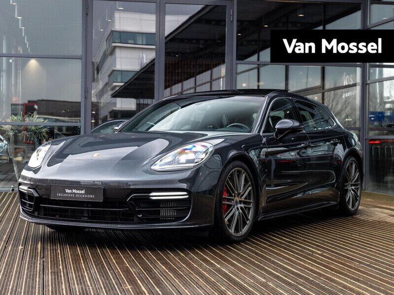 Grijs Gebruikt 2019 Porsche Panamera S E-Hybrid Sport Turismo Sedan | € 72.900 (Eerlijke prijs) - Afbeelding 1/4