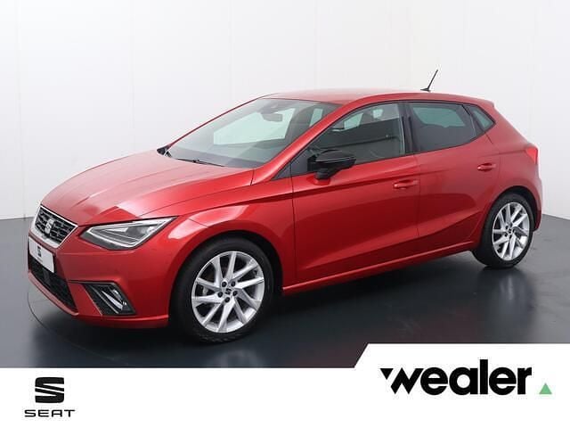 Rood Occasion 2023 Seat Ibiza FR Hatchback | € 16.540 (Goede deal) - Afbeelding 1/4