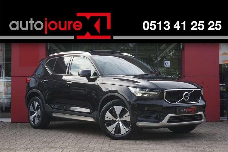 Zwart Gebruikt 2020 Volvo XC40 Inscription SUV | € 25.849 (Iets duurder) - Afbeelding 1/4