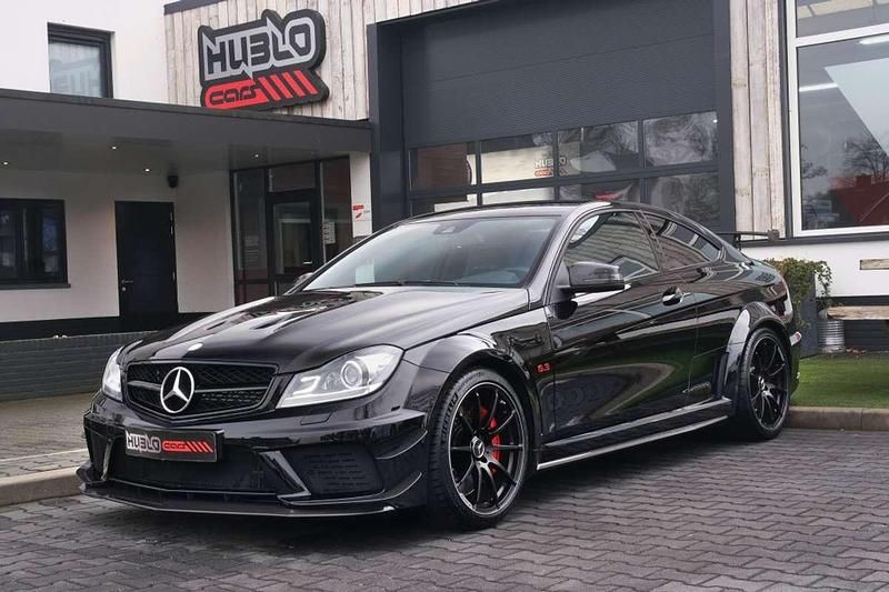 Zwart Occasion 2013 Mercedes C63 AMG AMG Coupé | € 199.950 - Afbeelding 1/4