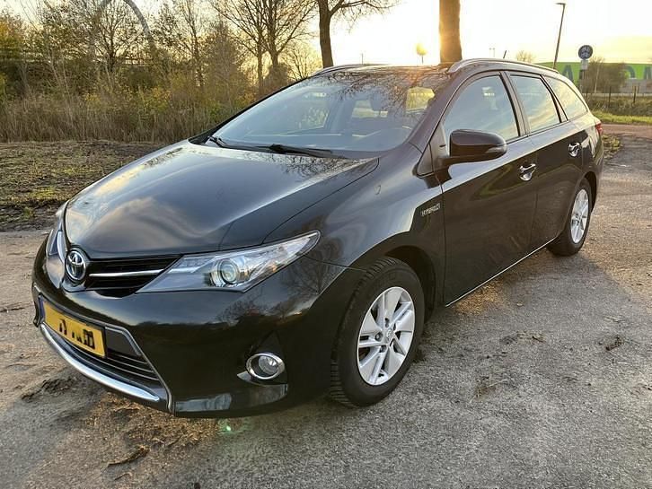 Gebruikt 2014 Toyota Auris Stationwagen | € 9.200 (Goede deal) - Afbeelding 1/4