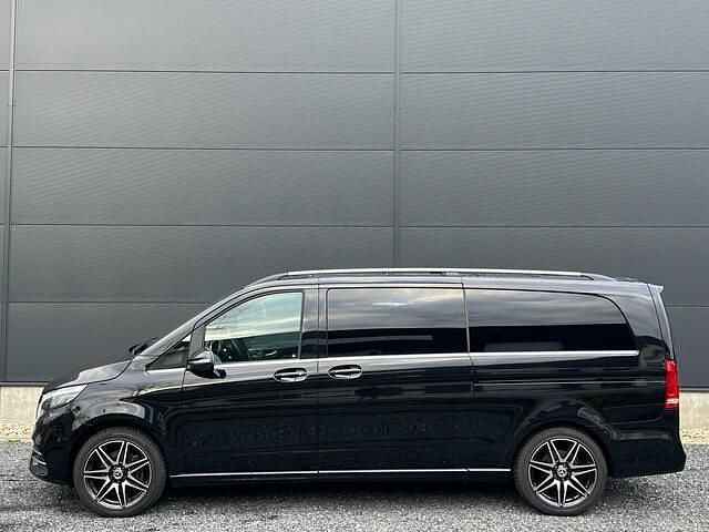 Occasion Mercedes V300 Avantgarde 237 PK (174 kW) 2024 Zwart (metallic) MPV
