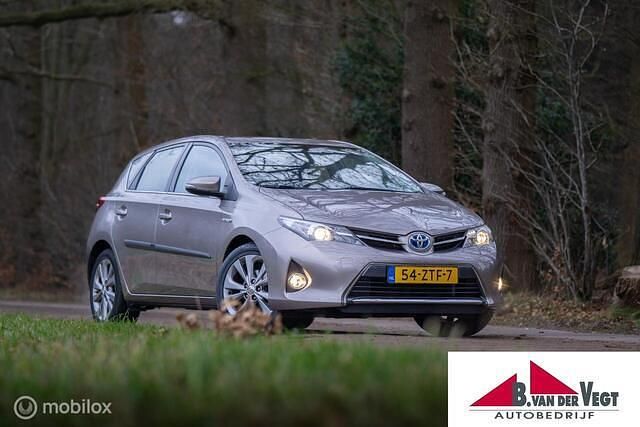 Occasion Toyota Auris 99 PK (72 kW) 2013 Bruin Hatchback