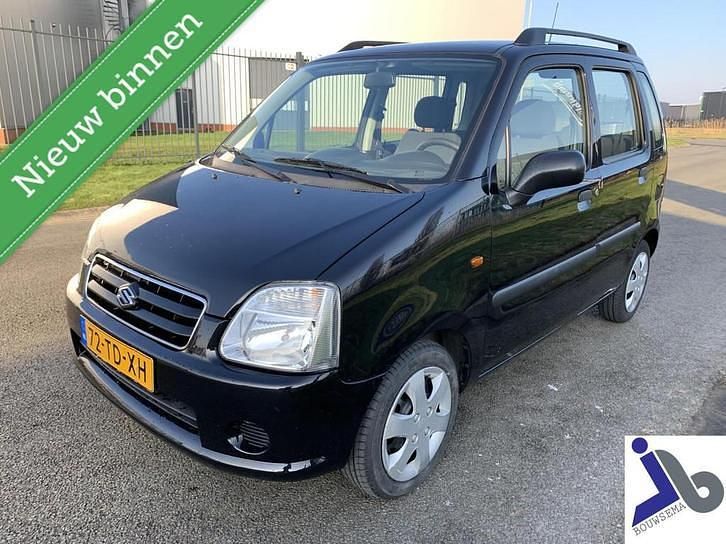 Zwart Occasion 2006 Suzuki Wagon R+ Stationwagen | € 3.840 (Duur) - Afbeelding 1/4