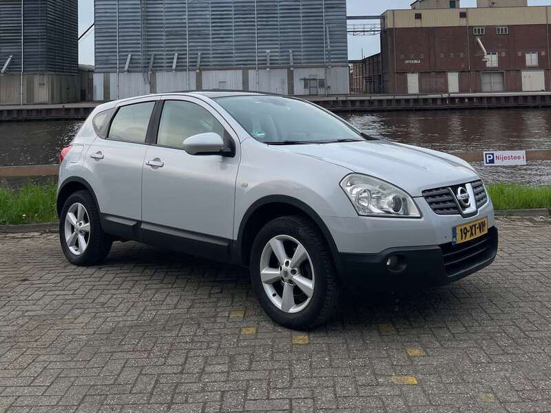 Grijs Gebruikt 2007 Nissan Qashqai Premium Edition SUV | € 3.995 (Goede deal) - Afbeelding 1/4