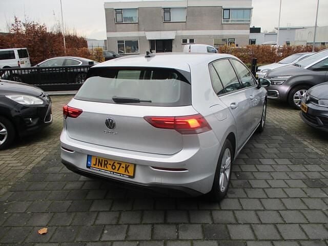 Occasion VW Golf VIII Business 131 PK (96 kW) 2023 Grijs Hatchback