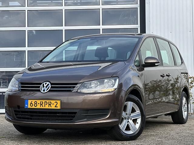 Bruin Gebruikt 2011 VW Sharan Trendline MPV | € 5.950 (Super prijs) - Afbeelding 1/4
