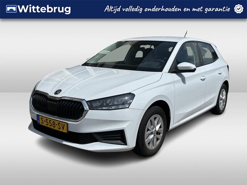 Wit Gebruikt 2023 Skoda Fabia Ambition Hatchback | € 15.950 (Goede deal) - Afbeelding 1/2