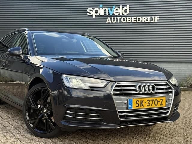 Occasion Audi A4 Sport 150 PK (110 kW) 2018 Blauw Stationwagen