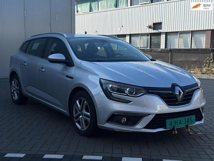 Occasion 2016 Renault Mégane III Zen Stationwagen | € 6.350 (Eerlijke prijs) - Afbeelding 1/4