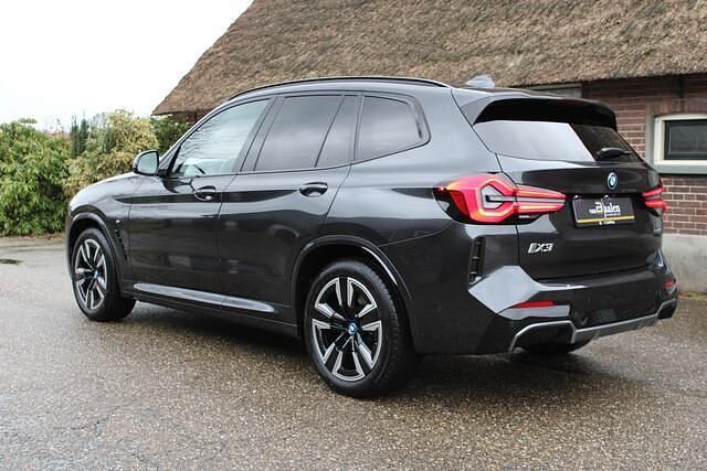 Occasion BMW iX3 M Sport 210 kW (286 PK) 2024 Grijs (metallic) SUV