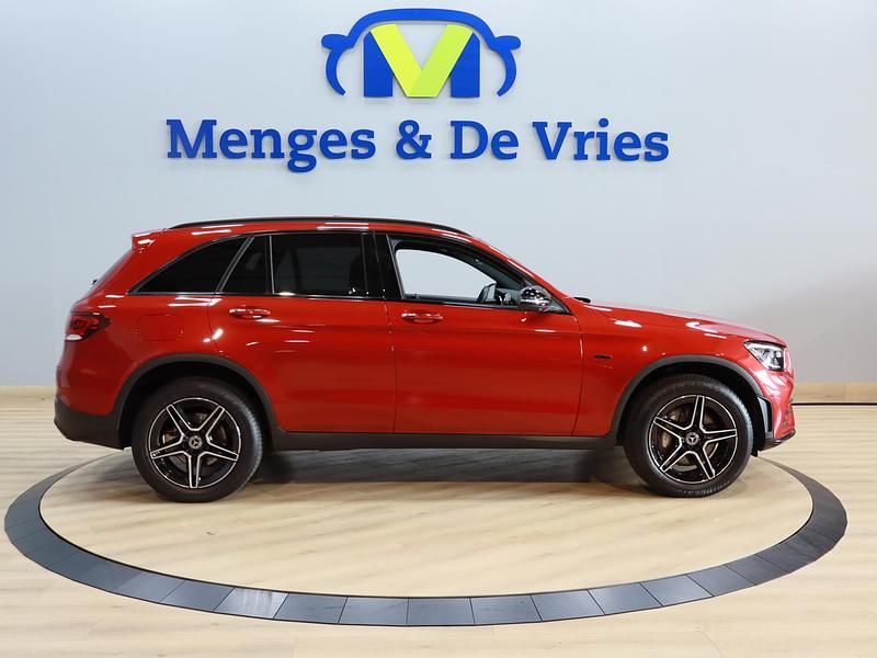 Occasion Mercedes GLC300e Business 2021 Rood SUV