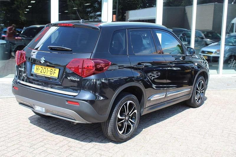 Occasion Suzuki Vitara 112 PK (82 kW) 2020 Zwart SUV