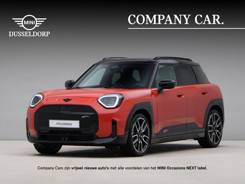Grijs, metallic lak Gebruikt 2024 Mini Cooper Hatchback | € 42.950 - Afbeelding 1/4