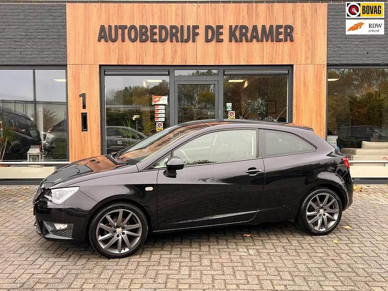 Zwart Gebruikt 2013 Seat Ibiza FR Hatchback | € 6.450 (Iets duurder) - Afbeelding 1/4
