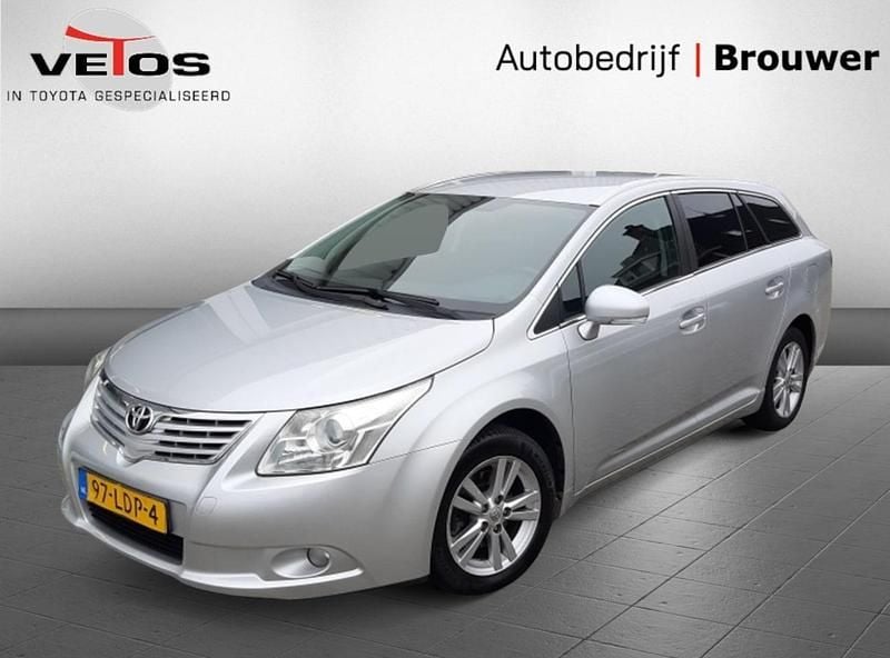 Grijs Gebruikt 2010 Toyota Avensis Business Edition Stationwagen | € 4.900 (Eerlijke prijs) - Afbeelding 1/4
