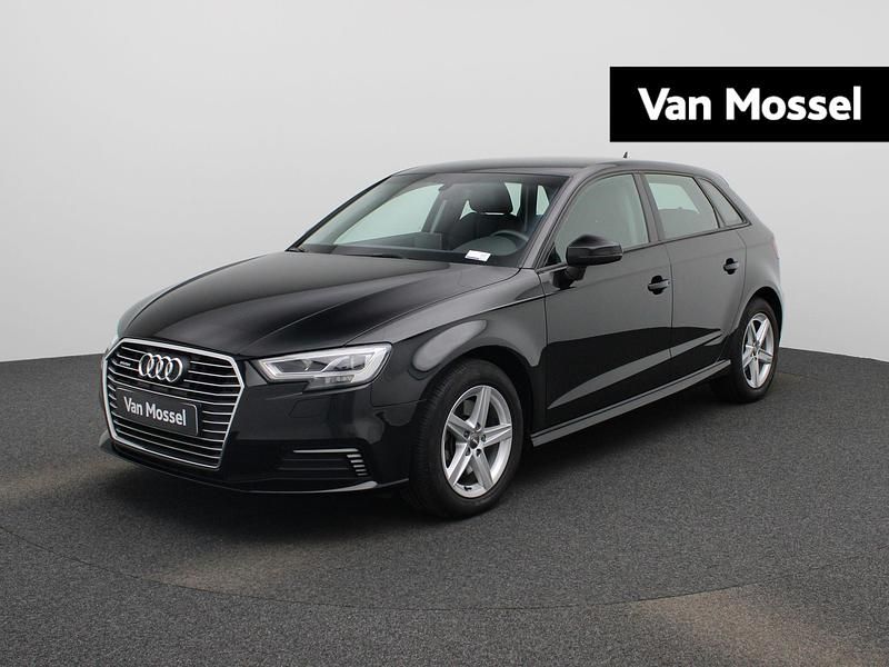 Zwart Gebruikt 2020 Audi A3 Sportback Proline Hatchback | € 23.900 (Super prijs) - Afbeelding 1/4
