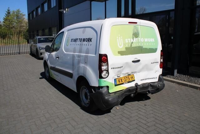 Wit Gebruikt 2016 Peugeot Partner MPV | € 2.950 (Super prijs) - Afbeelding 1/2