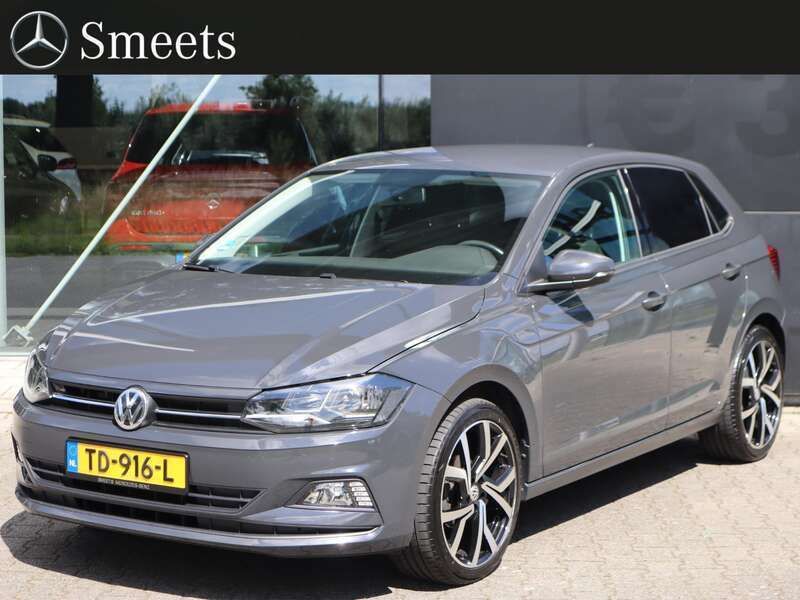 Grijs Gebruikt 2018 VW Polo Comfortline Hatchback | € 12.999 (Eerlijke prijs) - Afbeelding 1/4