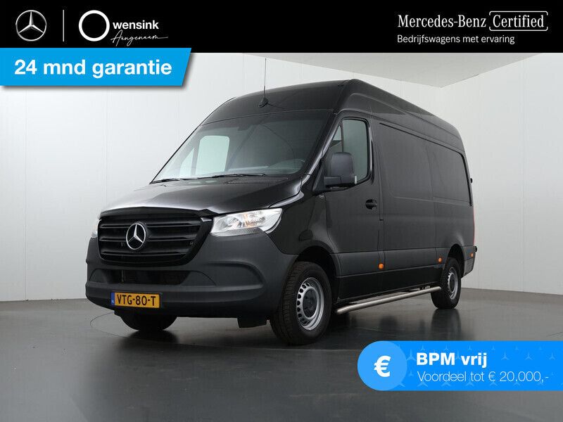 Zwart Gebruikt 2023 Mercedes Sprinter Van | € 37.845 - Afbeelding 1/4