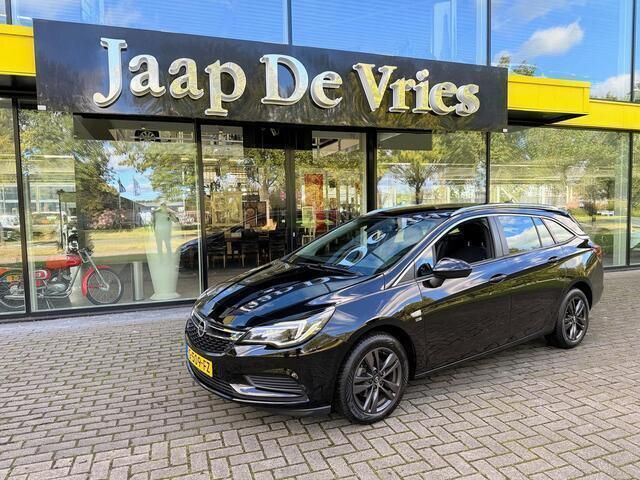 Zwart Occasion 2019 Opel Astra Edition Stationwagen | € 12.750 (Duur) - Afbeelding 1/4