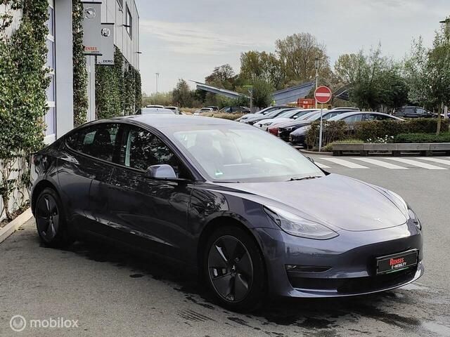 Occasion Tesla Model 3 Long Range RWD 258 kW (351 PK) 2022 Grijs Sedan