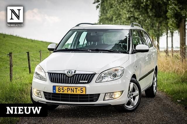 Wit Gebruikt 2011 Skoda Fabia GreenLine Stationwagen | € 2.690 (Eerlijke prijs) - Afbeelding 1/4