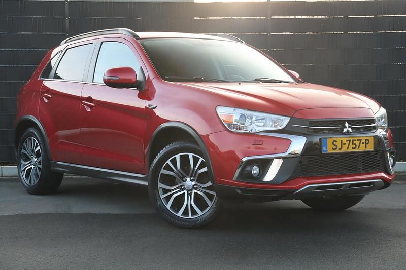 Occasion Mitsubishi ASX 117 PK (86 kW) 2018 Rood SUV