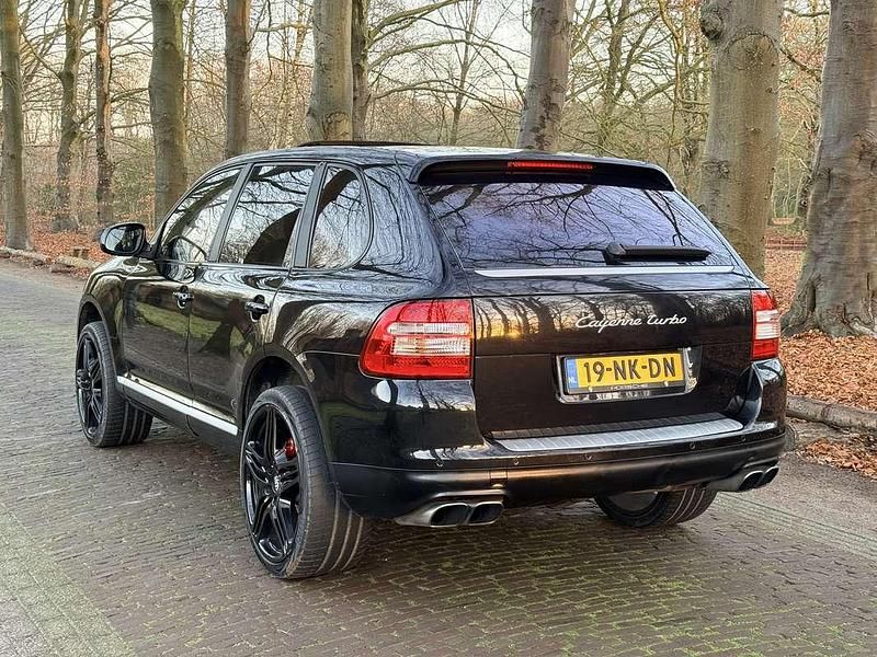 Zwart Occasion 2003 Porsche Cayenne Turbo SUV | € 7.950 - Afbeelding 1/4