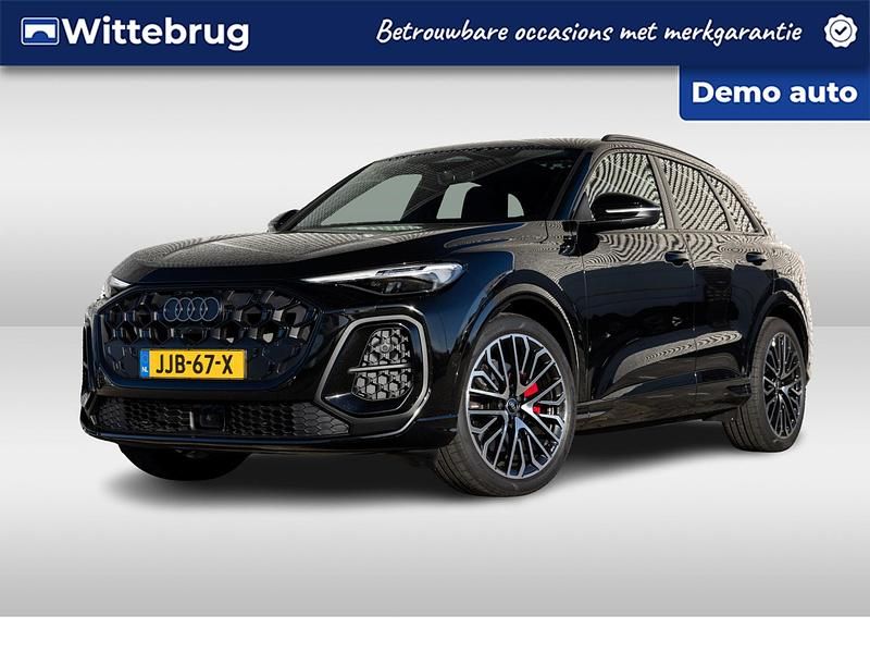 Zwart Occasion 2025 Audi Q5 Competition SUV | € 84.950 - Afbeelding 1/4