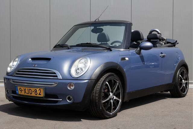 Blauw, metallic lak Gebruikt 2005 Mini Cooper Cabriolet Chili Cabriolet | € 3.450 (Goede deal) - Afbeelding 1/4