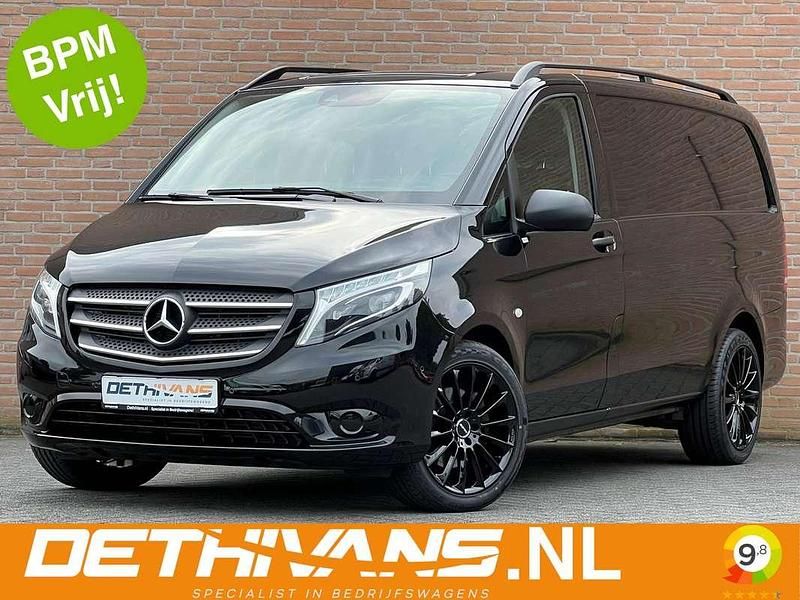 Zwart Gebruikt 2020 Mercedes Vito MPV | € 33.850 (Duur) - Afbeelding 1/4