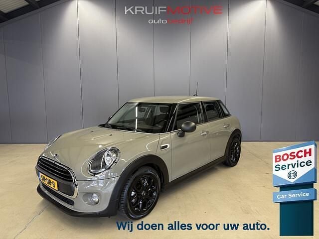 Occasion Mini ONE 102 PK (75 kW) 2018 Grijs Hatchback