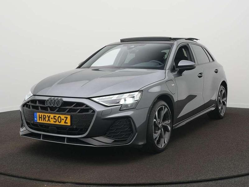 Occasion Audi A3 Sportback e-tron S-Line 204 PK (150 kW) 2025 Grijs Hatchback
