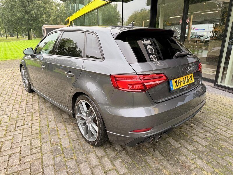 Occasion Audi A3 Sportback S-Line 150 PK (110 kW) 2019 Grijs Hatchback