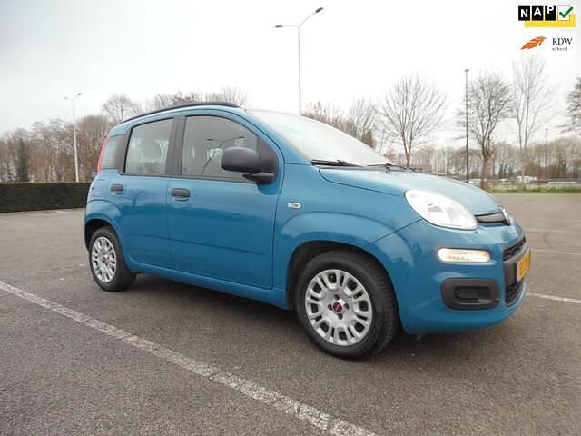 Blauw Occasion 2012 Fiat Panda Easy Hatchback | € 2.950 (Iets duurder) - Afbeelding 1/4