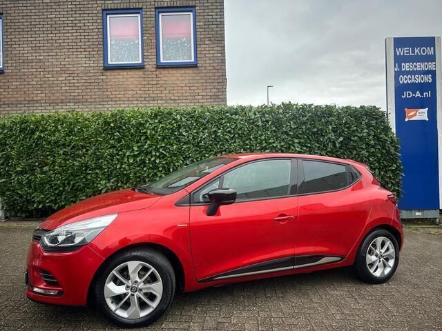 Rood, metallic lak Gebruikt 2018 Renault Clio IV LIMITED Hatchback | € 8.950 (Eerlijke prijs) - Afbeelding 1/4
