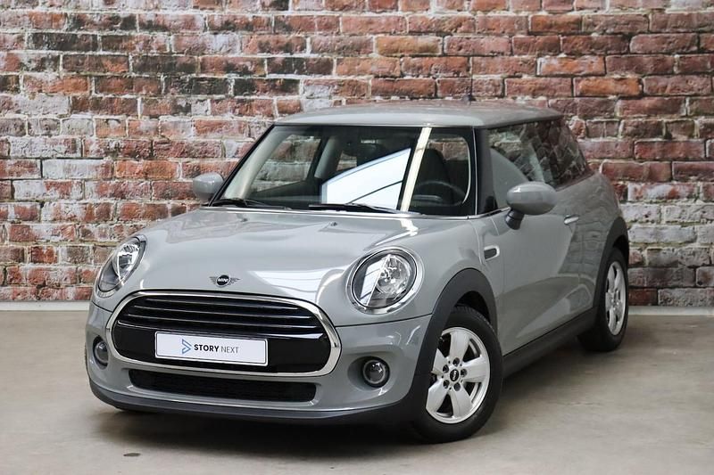 Occasion Mini Cooper Business 2021 Grijs (metallic) Hatchback