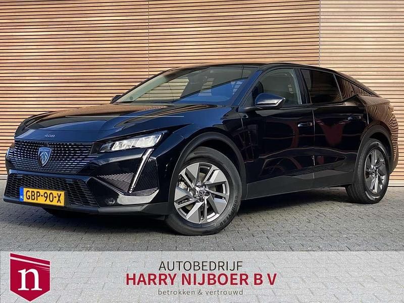 Zwart Gebruikt 2024 Peugeot 408 Allure Hatchback | € 24.850 - Afbeelding 1/4