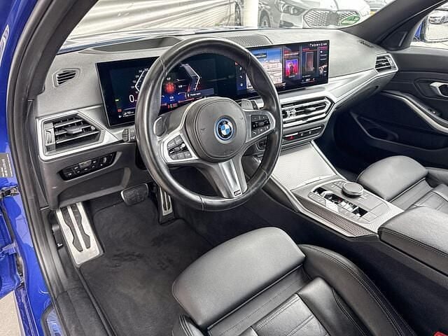 Occasion BMW 330 M Sport 291 PK (214 kW) 2023 Blauw Stationwagen