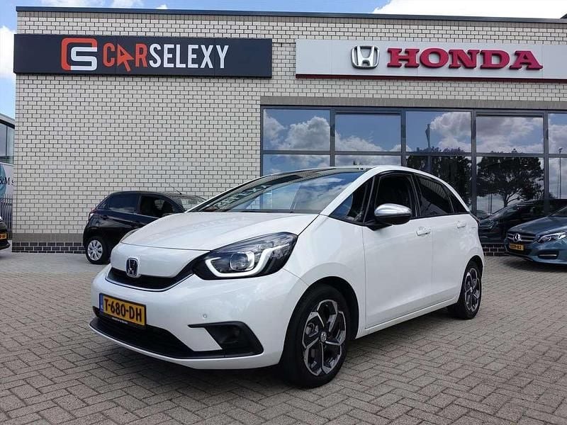 Wit Gebruikt 2020 Honda Jazz Executive Hatchback | € 21.500 (Eerlijke prijs) - Afbeelding 1/4