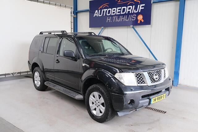 Zwart Gebruikt 2007 Nissan Pathfinder Comfort SUV | € 2.900 - Afbeelding 1/4