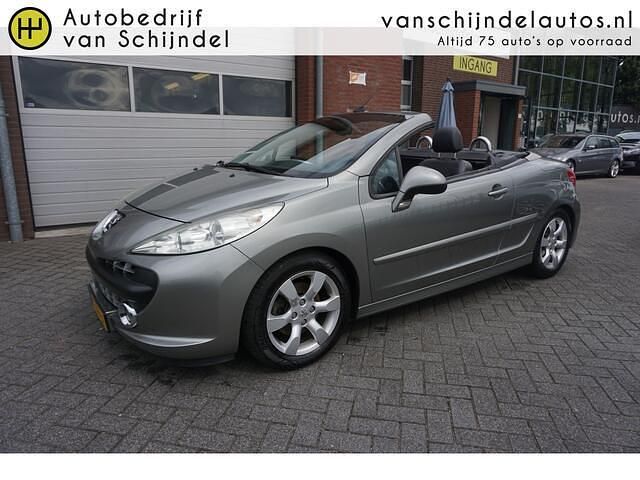 Grijs Gebruikt 2007 Peugeot 207 CC Cabriolet | € 2.945 (Eerlijke prijs) - Afbeelding 1/4