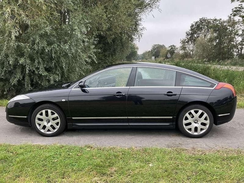 Zwart Gebruikt 2007 Citroën C6 Sedan | € 10.000 (Eerlijke prijs) - Afbeelding 1/4