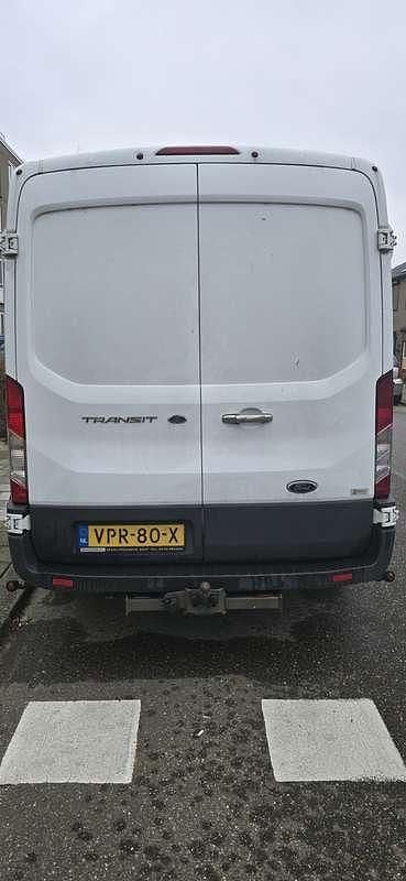 Wit Gebruikt 2015 Ford Transit Van | € 10.000 (Goede deal) - Afbeelding 1/4