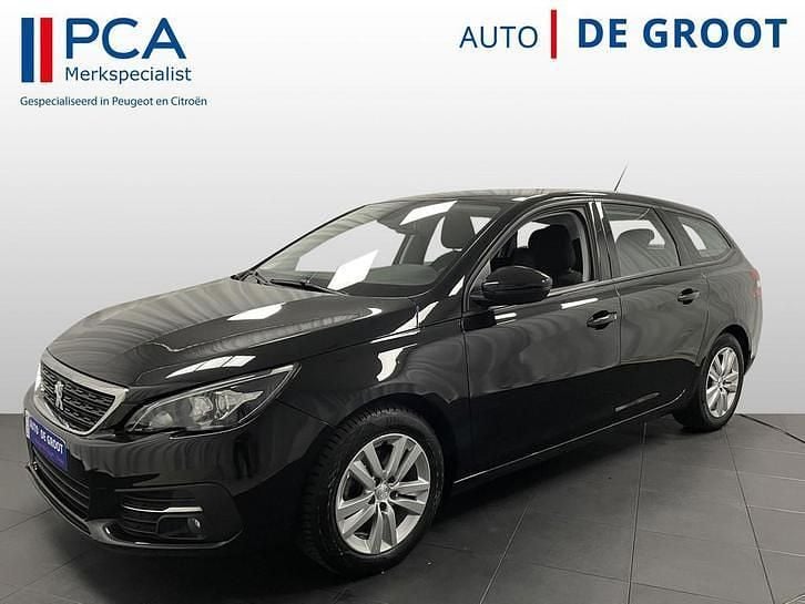 Zwart Gebruikt 2021 Peugeot 308 Active Stationwagen | € 12.995 (Super prijs) - Afbeelding 1/4