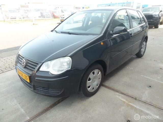 Zwart Gebruikt 2007 VW Polo Trendline Hatchback | € 1.250 (Super prijs) - Afbeelding 1/4